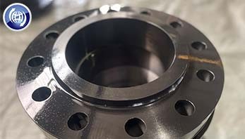 What is a stainless steel welded flange?