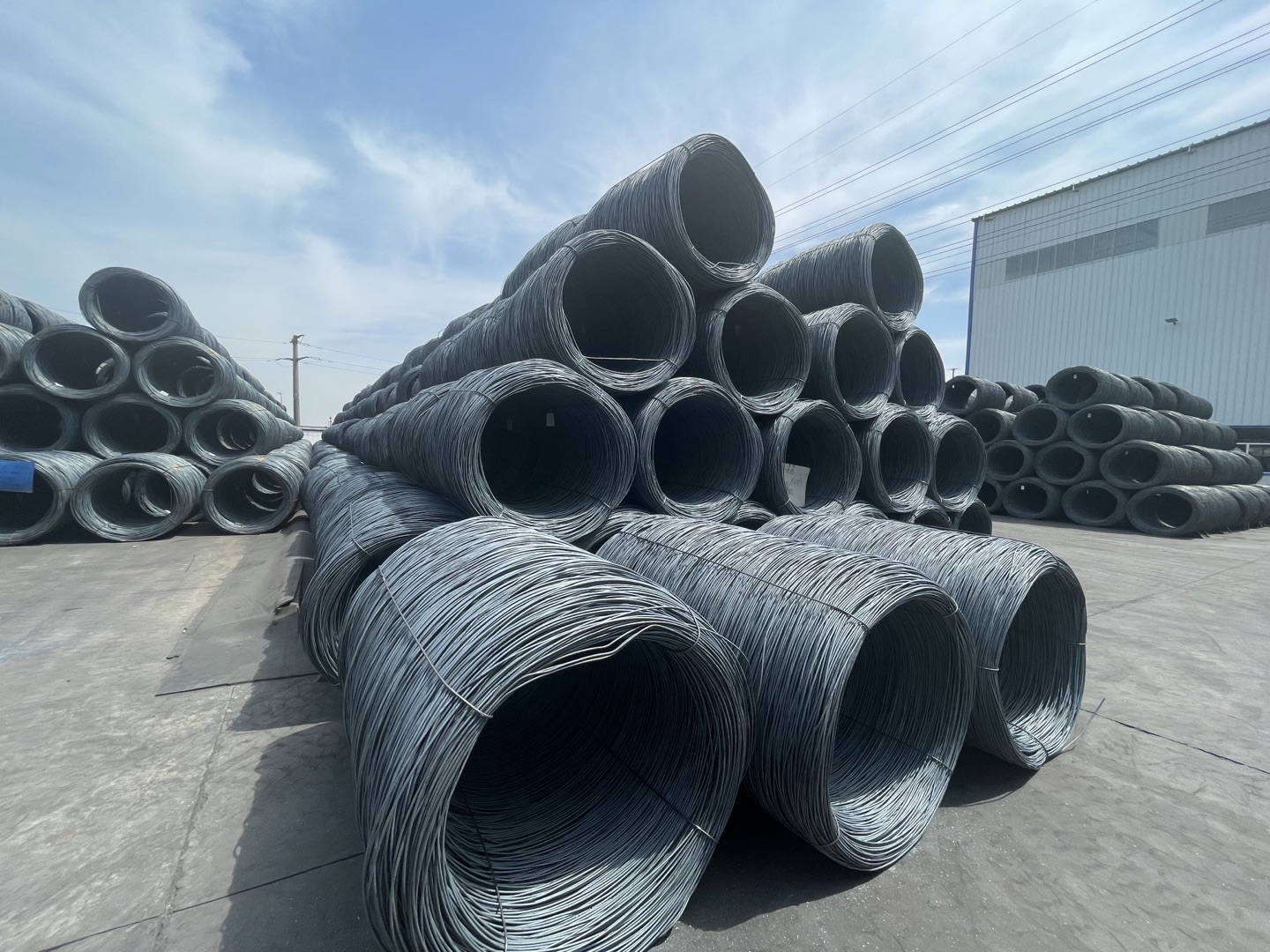3. UAE Steel Wire Rod Stock.png