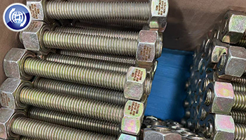 Xinyue Steel SMLS PIPE GASKET BOLTS NUTS to Africa for Pipeline maintenance Xinyue Steel SMLS PIPE GASKET BOLTS NUTS to Africa for Pipeline maintenance